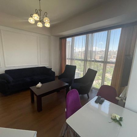 Elite Apartment Erevan Esterno foto